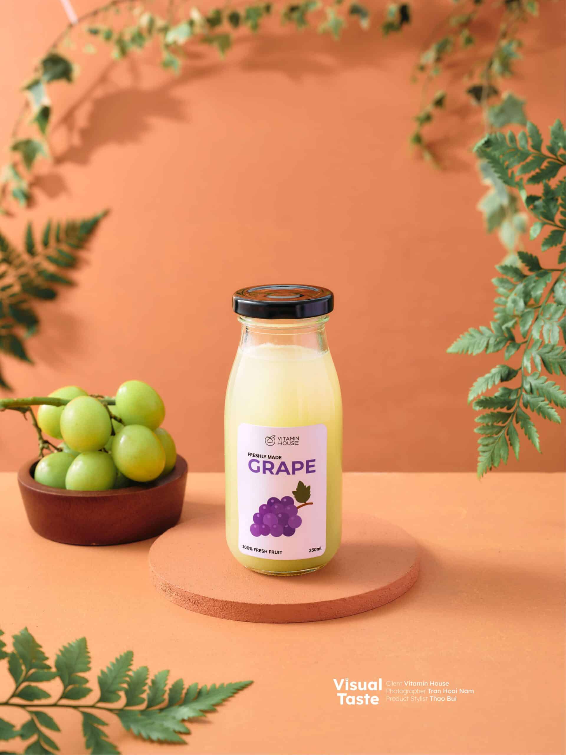 Concept Sản Phẩm Detox Organic Chụp Ảnh Với Màu Xanh Lá và Sự Tươi Mát